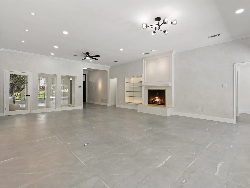 5602 Twin Brooks Drive Dallas, TX 75252