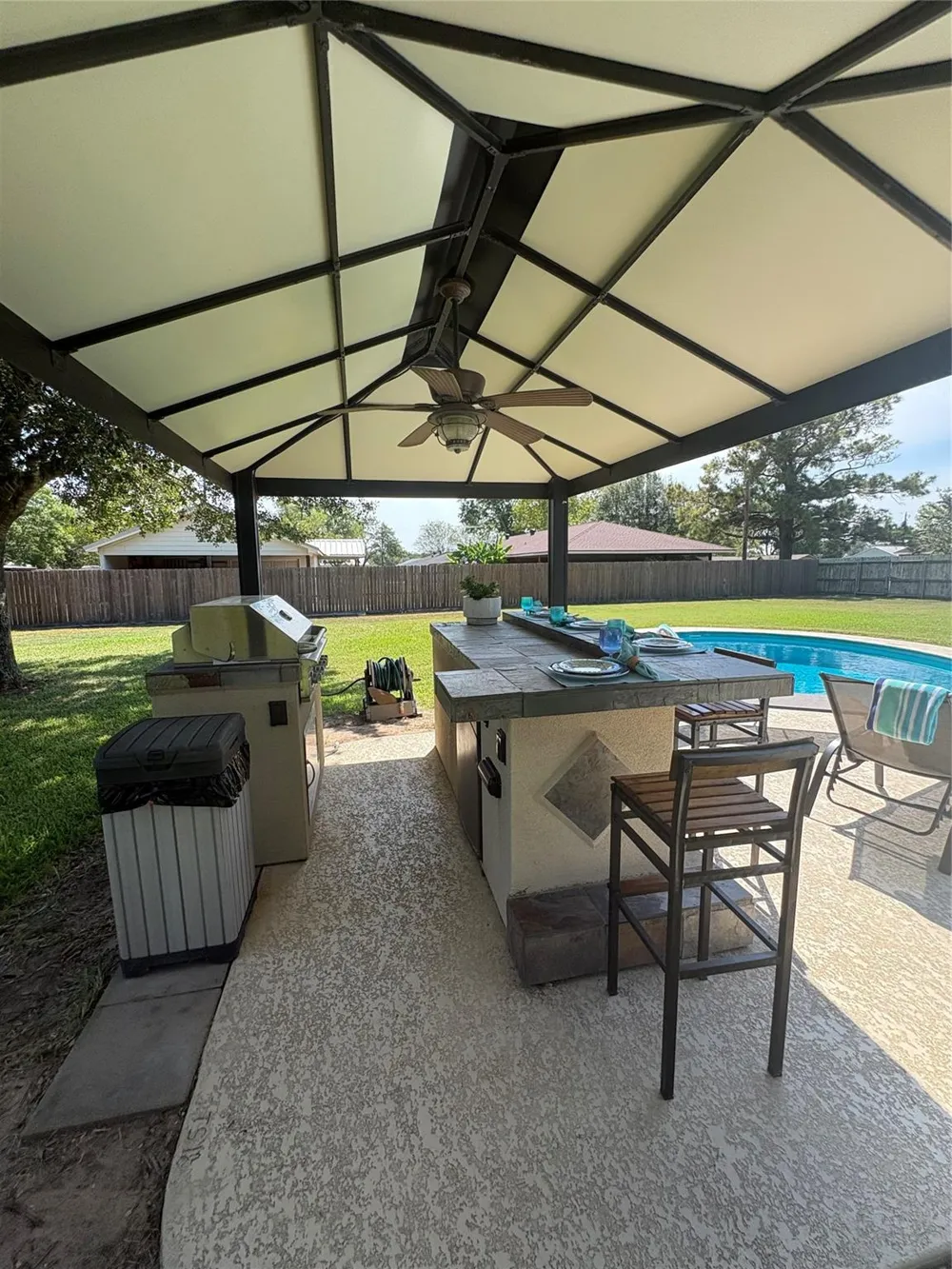 1011 Lee Road Columbus, TX 78934