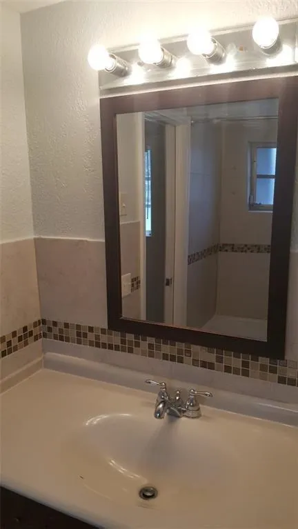 180 NE 12th Avenue #17a Hallandale Beach, FL 33009