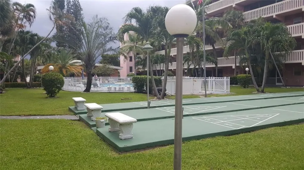180 NE 12th Avenue #17a Hallandale Beach, FL 33009
