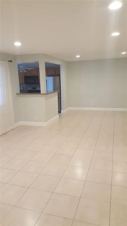 180 NE 12th Avenue #17a Hallandale Beach, FL 33009