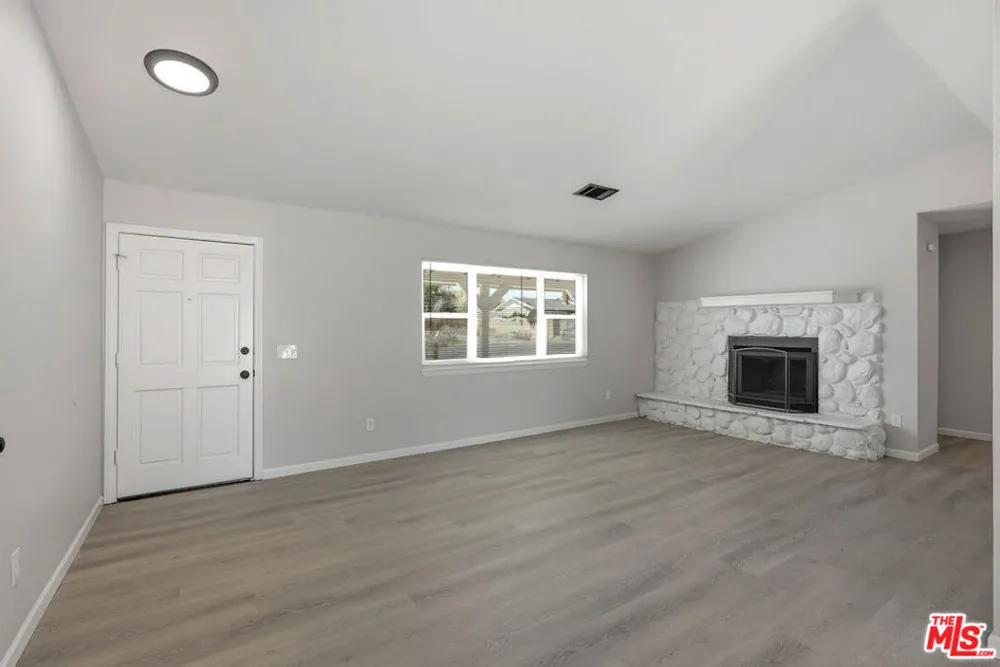 38944 163rd Street Palmdale, CA 93591