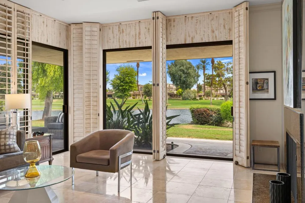 24 Columbia Drive Rancho Mirage, CA 92270