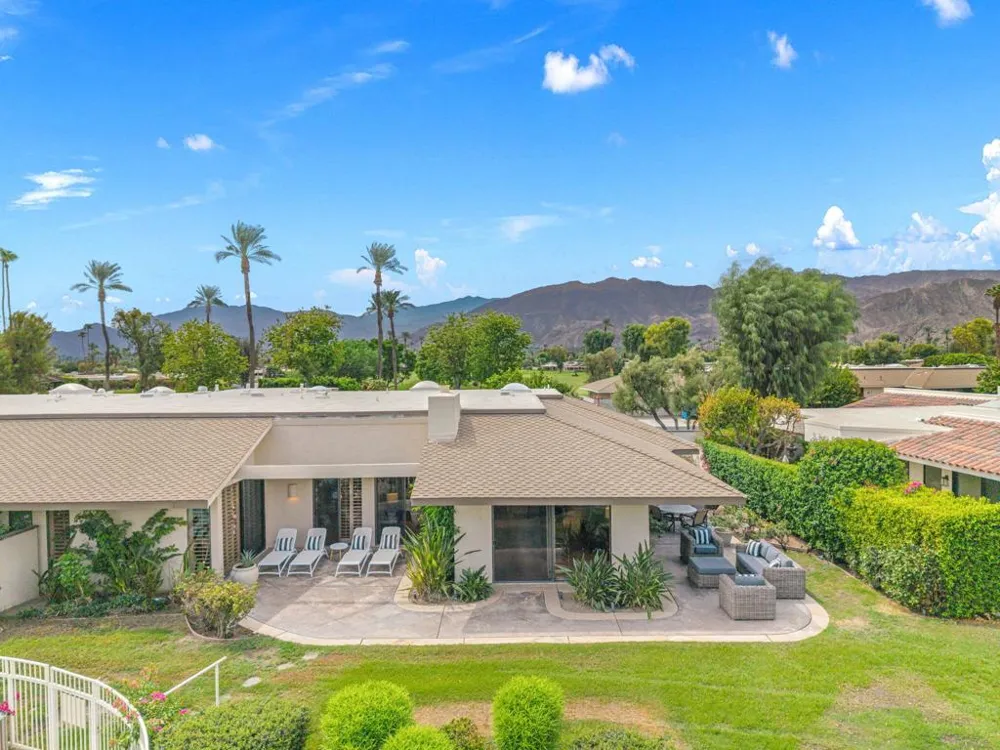 24 Columbia Drive Rancho Mirage, CA 92270