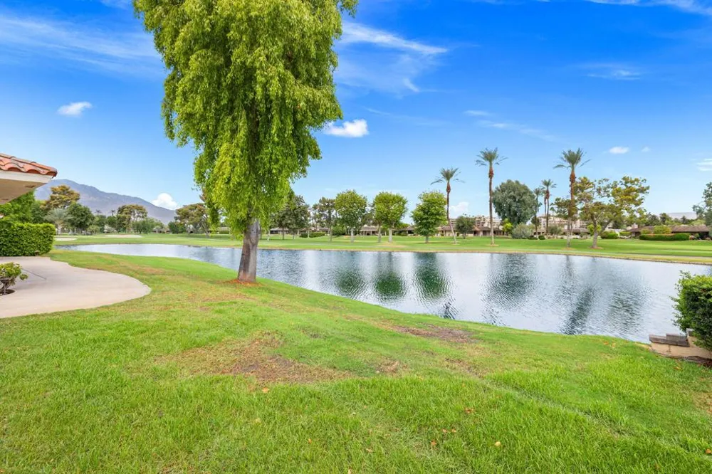 24 Columbia Drive Rancho Mirage, CA 92270