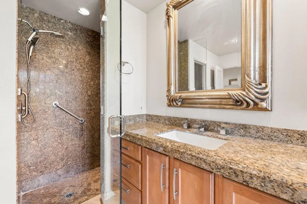 24 Columbia Drive Rancho Mirage, CA 92270
