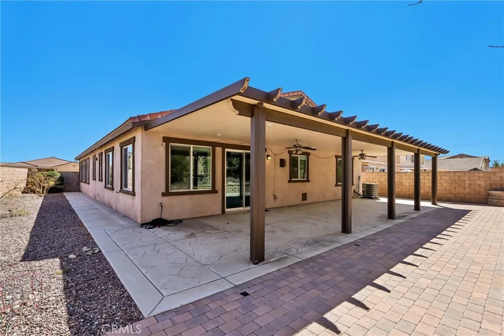 16162 St Antony Fontana, CA 92336