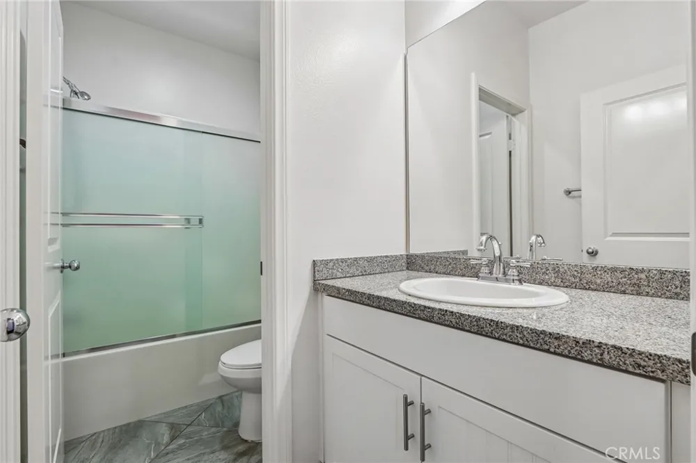 16162 St Antony Fontana, CA 92336