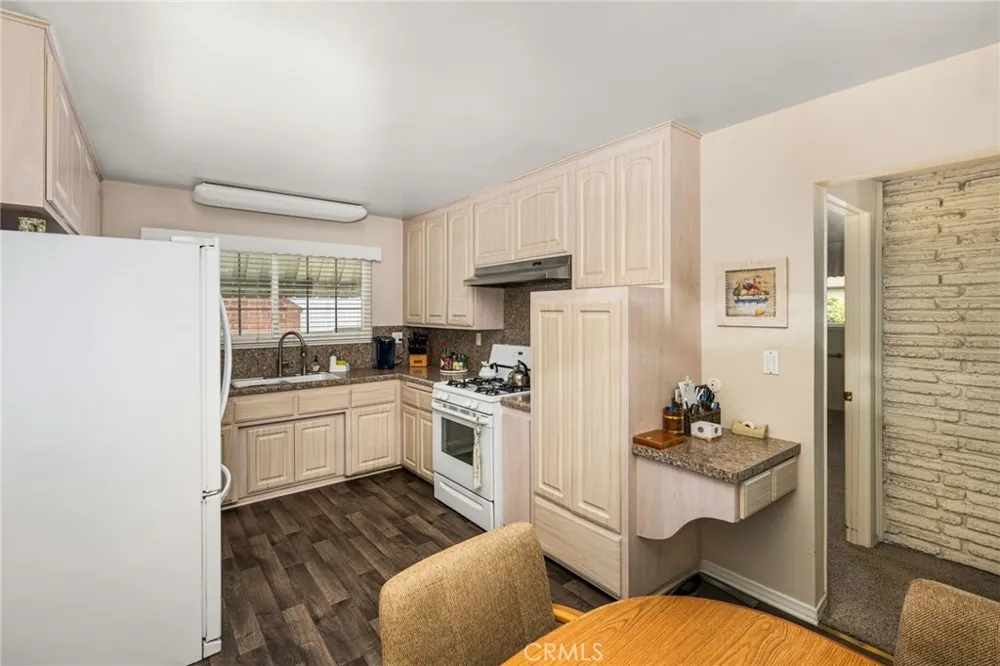 819 S Hastings Fullerton, CA 92833