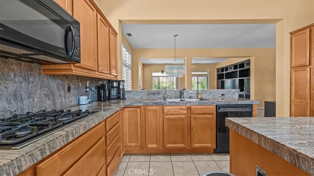 78754 Falsetto Palm Desert, CA 92211