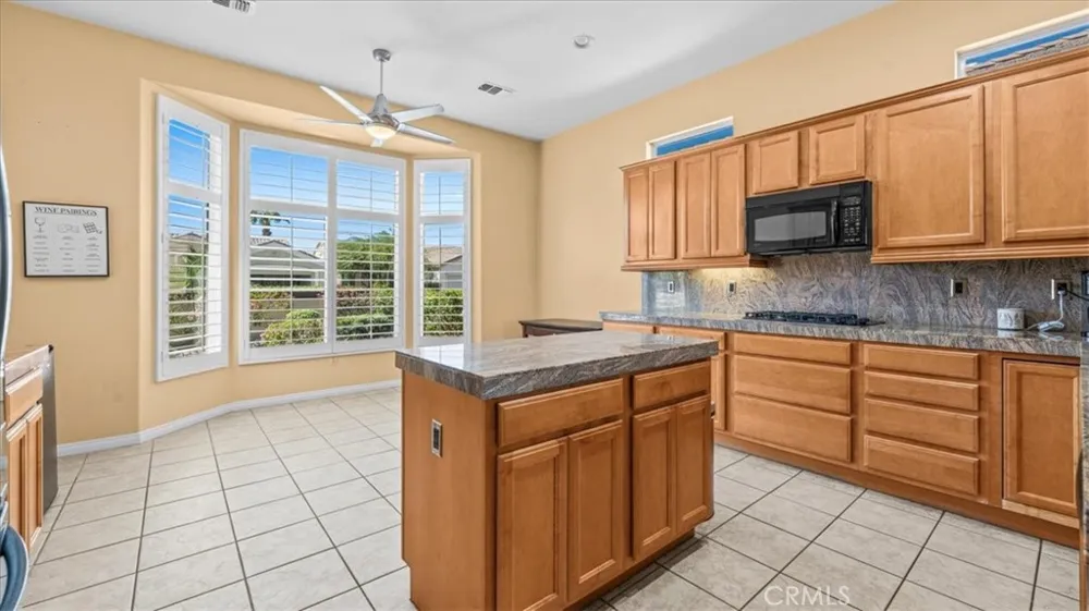 78754 Falsetto Palm Desert, CA 92211