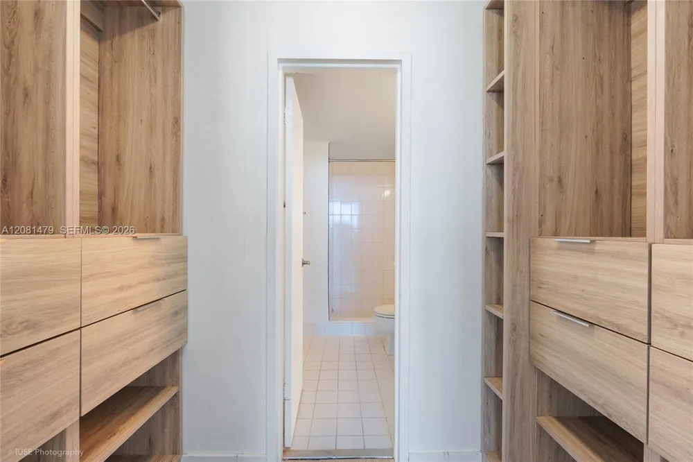 7441 Wayne Ave #14G Miami Beach, FL 33141