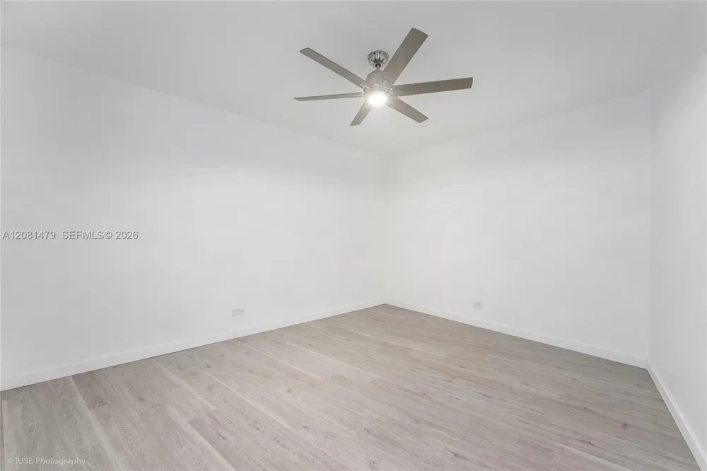 7441 Wayne Ave #14G Miami Beach, FL 33141