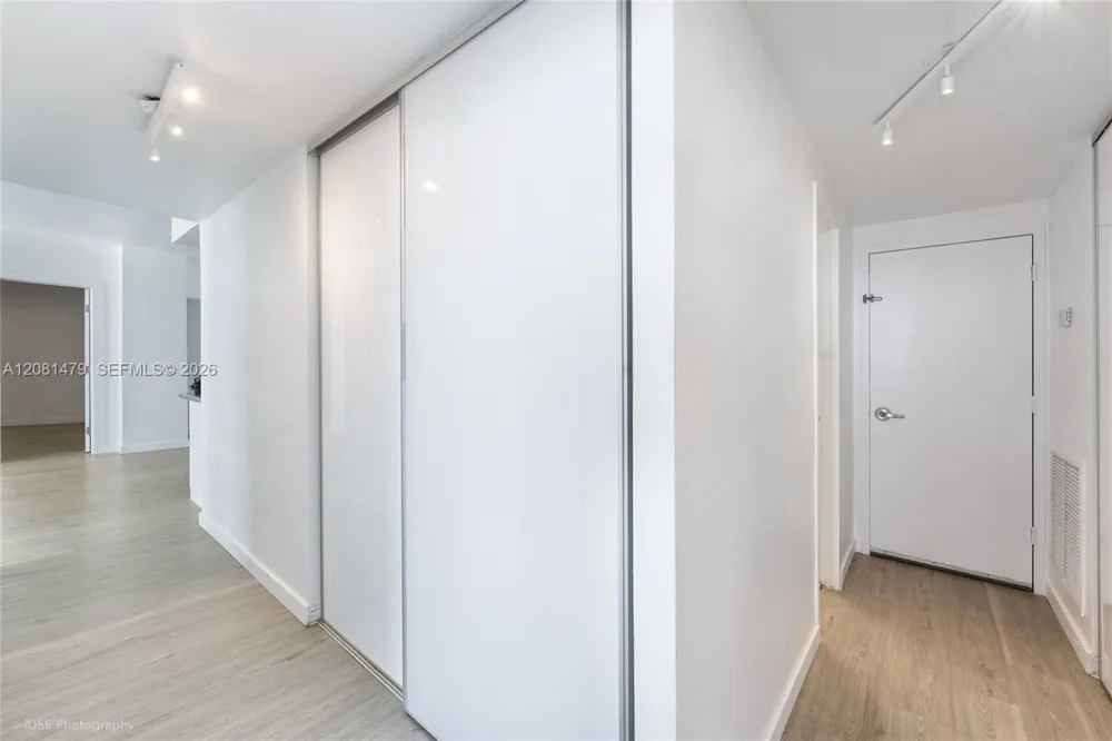 7441 Wayne Ave #14G Miami Beach, FL 33141