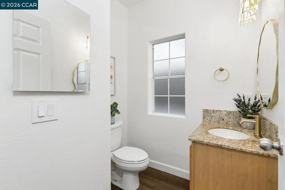 1081 Palm Ave Martinez, CA 94553