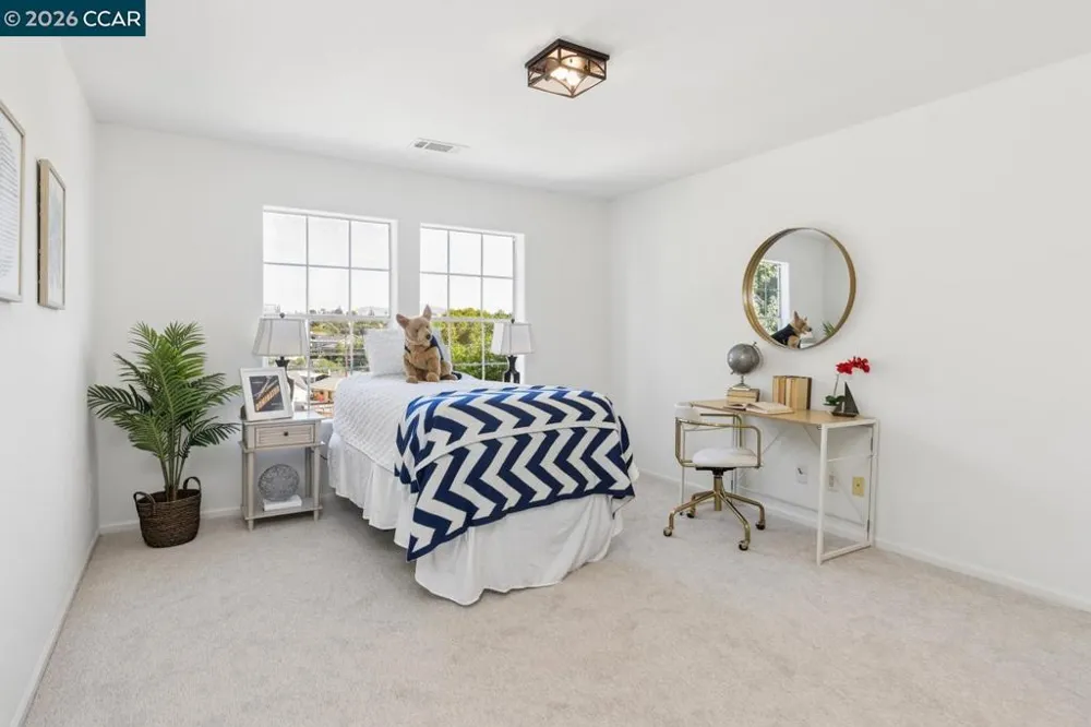 1081 Palm Ave Martinez, CA 94553