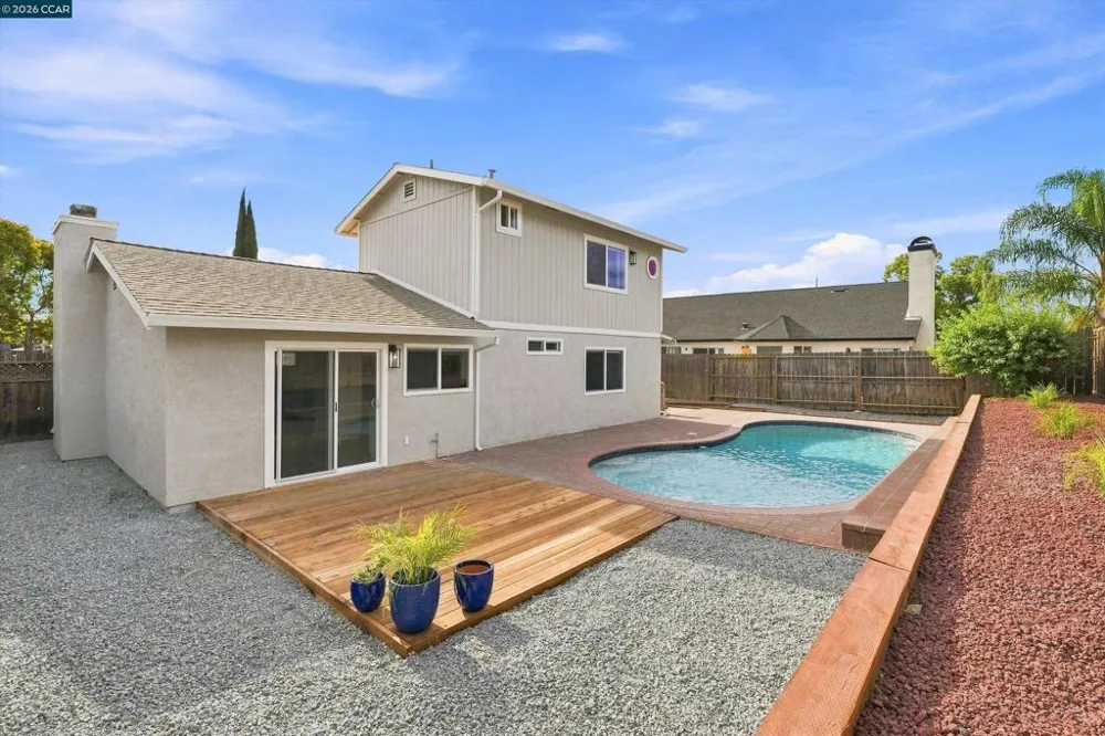 5029 Teakwood Dr Oakley, CA 94561