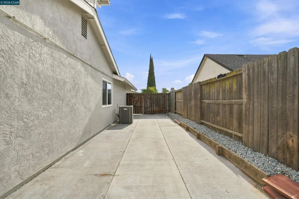 5029 Teakwood Dr Oakley, CA 94561
