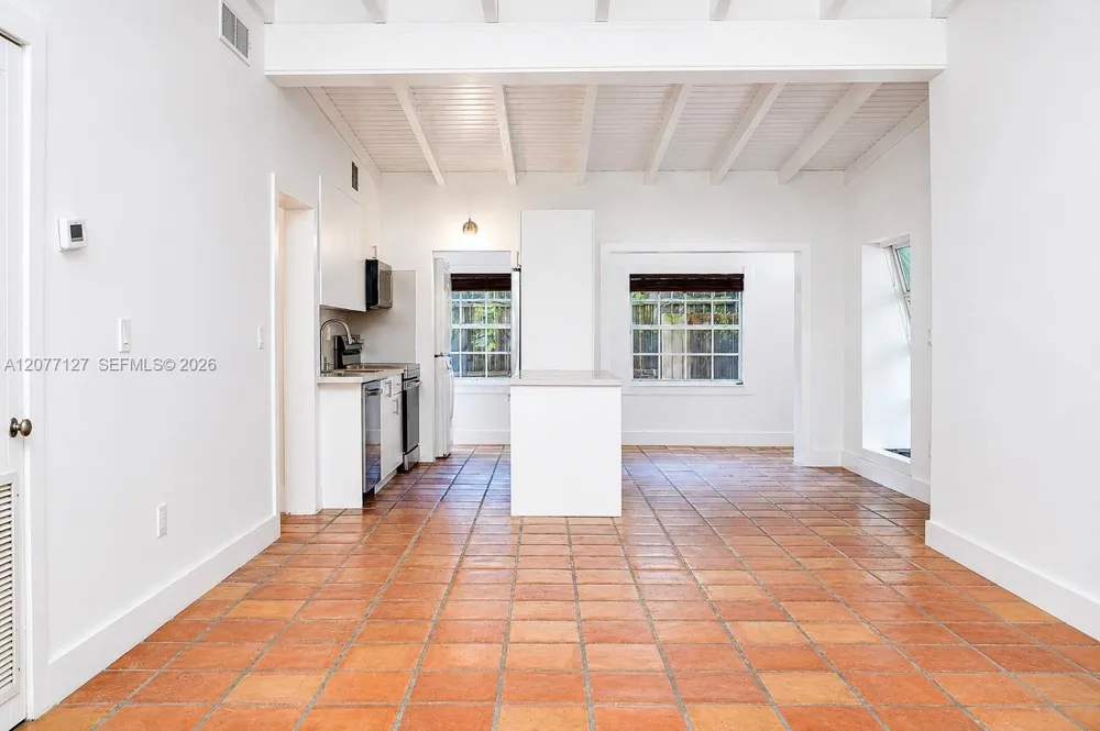 4134 Ventura Ave Miami, FL 33133