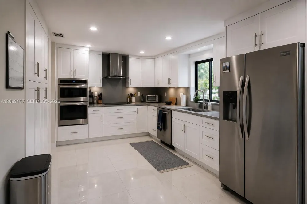 9069 NW 193rd St Hialeah, FL 33018