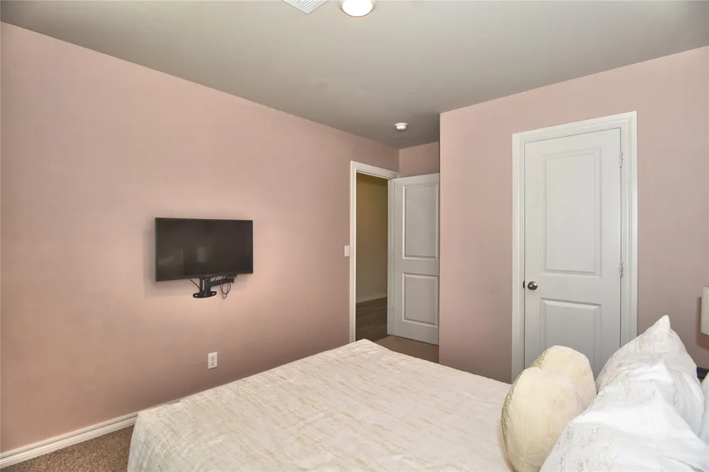 7142 E 154 STREET S Bixby, OK 74008