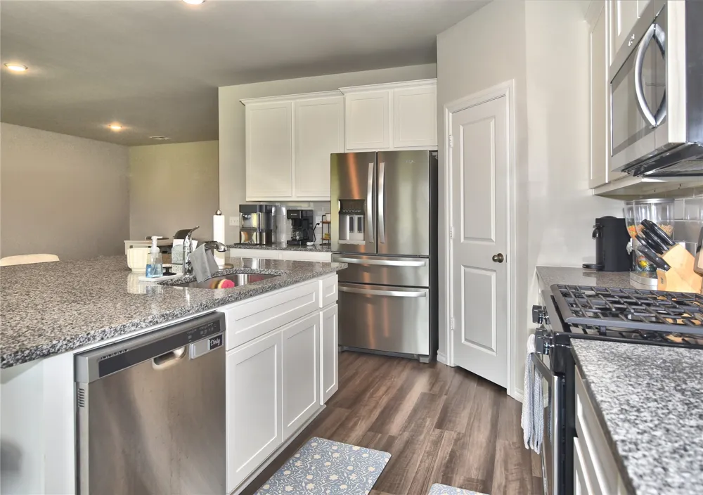7142 E 154 STREET S Bixby, OK 74008