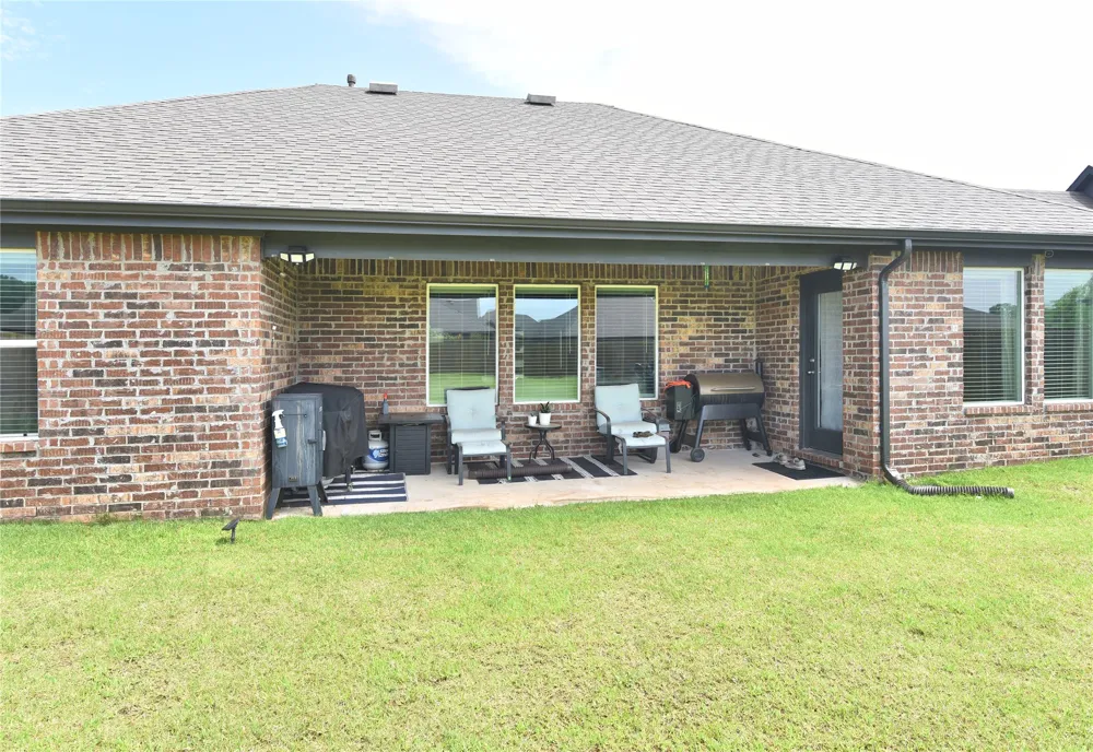 7142 E 154 STREET S Bixby, OK 74008