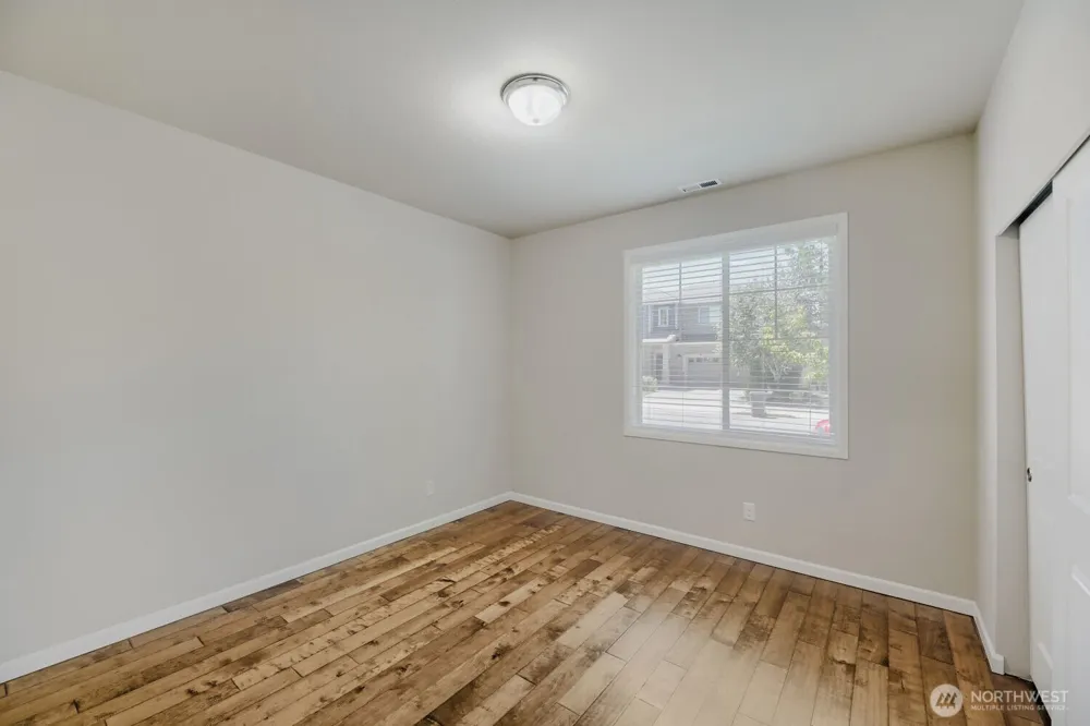 18623 39th Drive SE Bothell, WA 98012