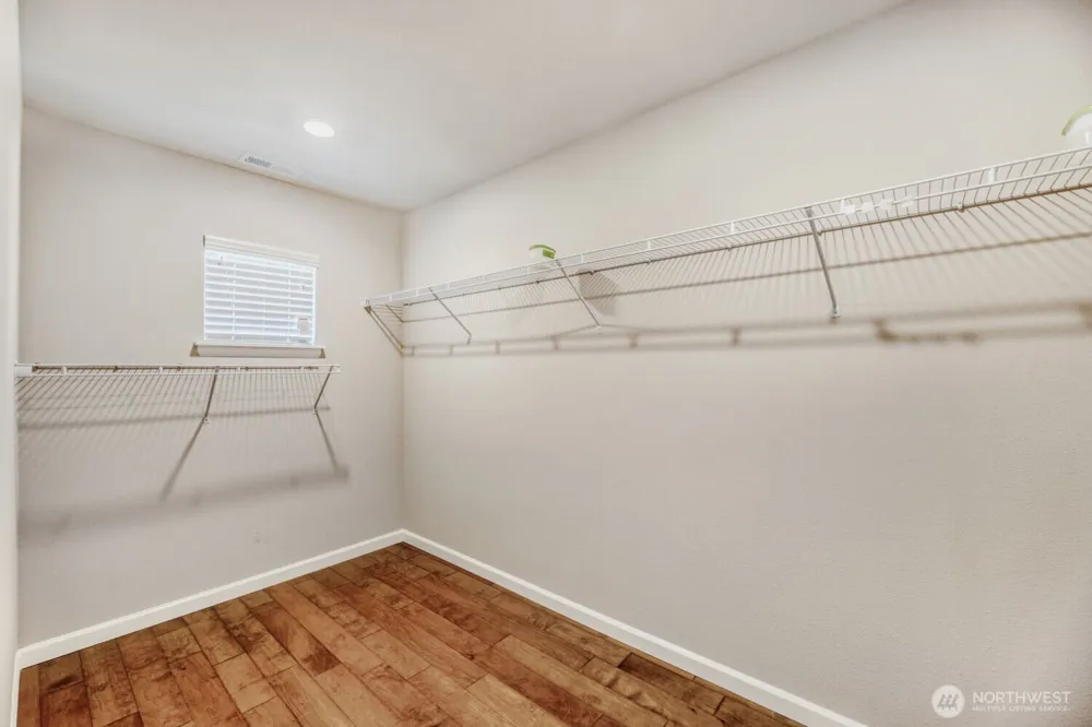 18623 39th Drive SE Bothell, WA 98012