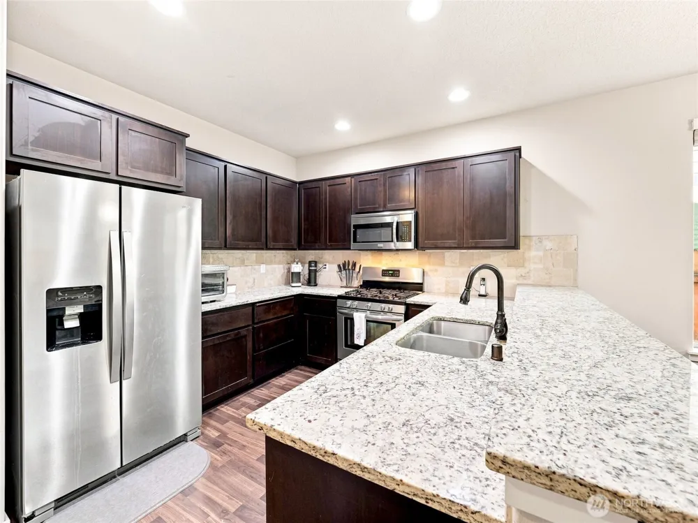 12205 NE 102 STREET Vancouver, WA 98682