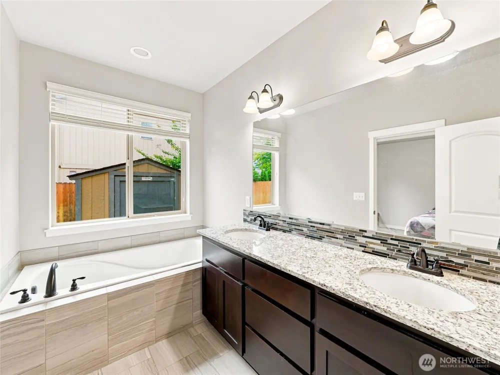 12205 NE 102 STREET Vancouver, WA 98682