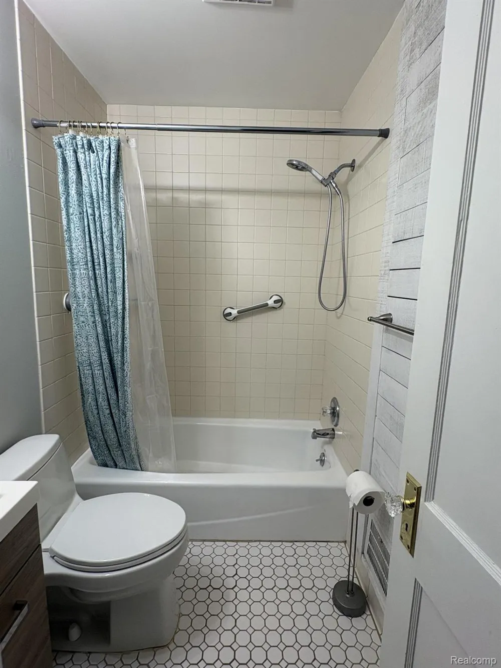 3912 Thomas Avenue Berkley City, MI 48072