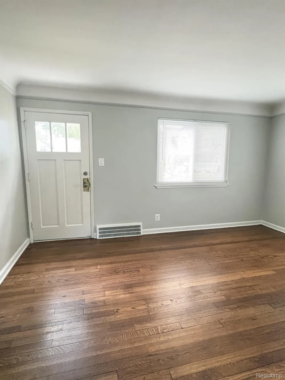 3912 Thomas Avenue Berkley City, MI 48072