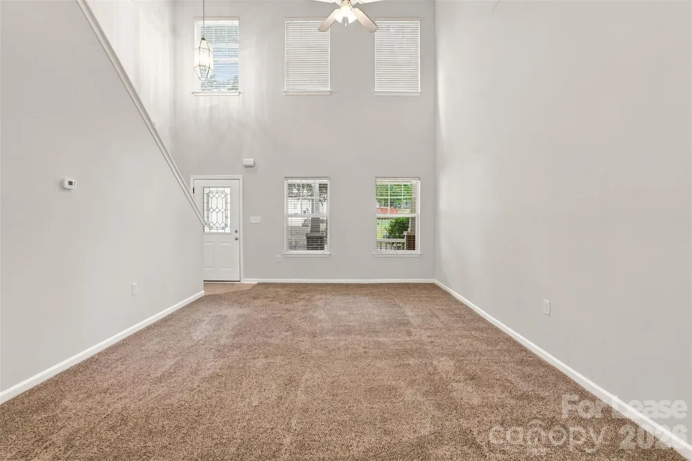 345 Doughton Lane Charlotte, NC 28217