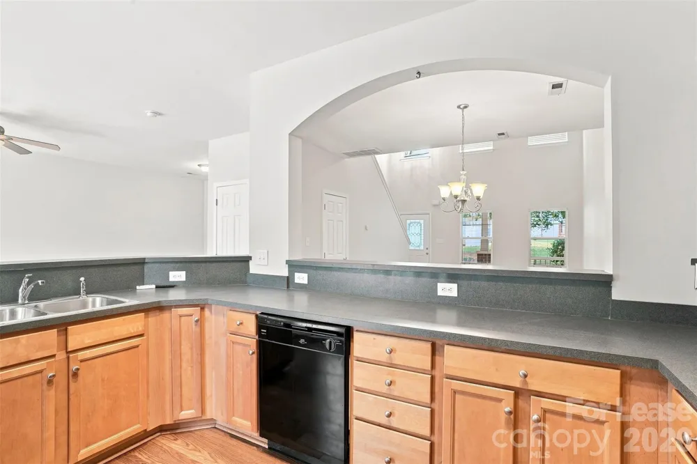 345 Doughton Lane Charlotte, NC 28217