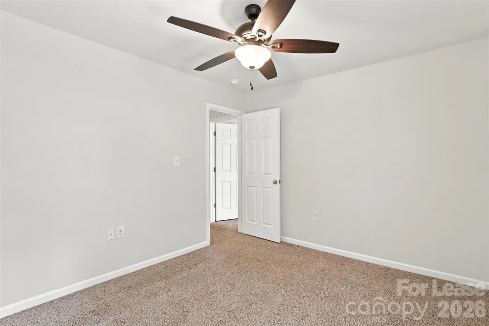 345 Doughton Lane Charlotte, NC 28217
