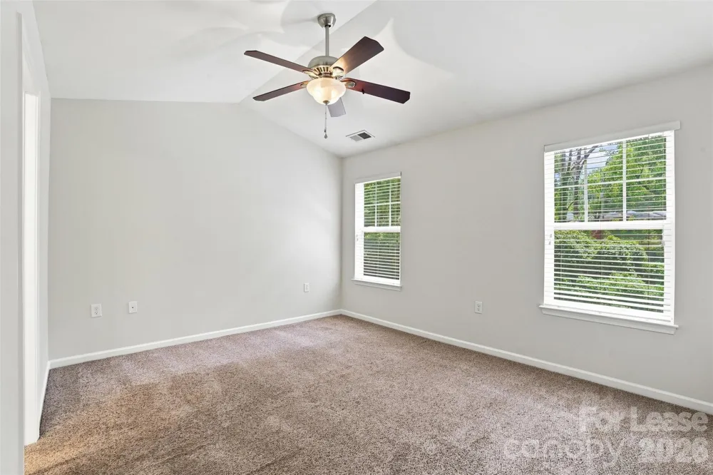 345 Doughton Lane Charlotte, NC 28217