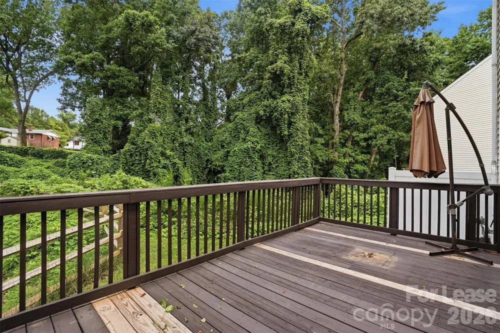 345 Doughton Lane Charlotte, NC 28217