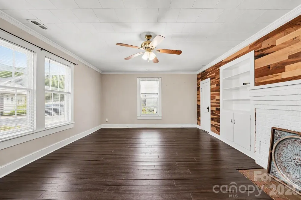 1911 Central Drive Kannapolis, NC 28083