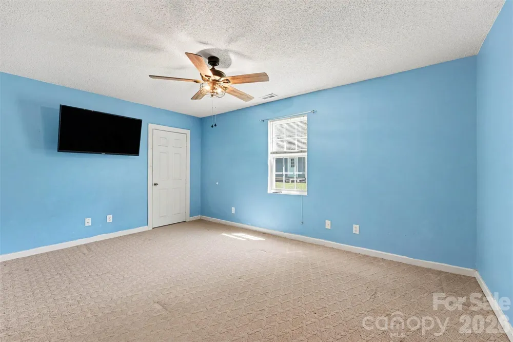 1911 Central Drive Kannapolis, NC 28083
