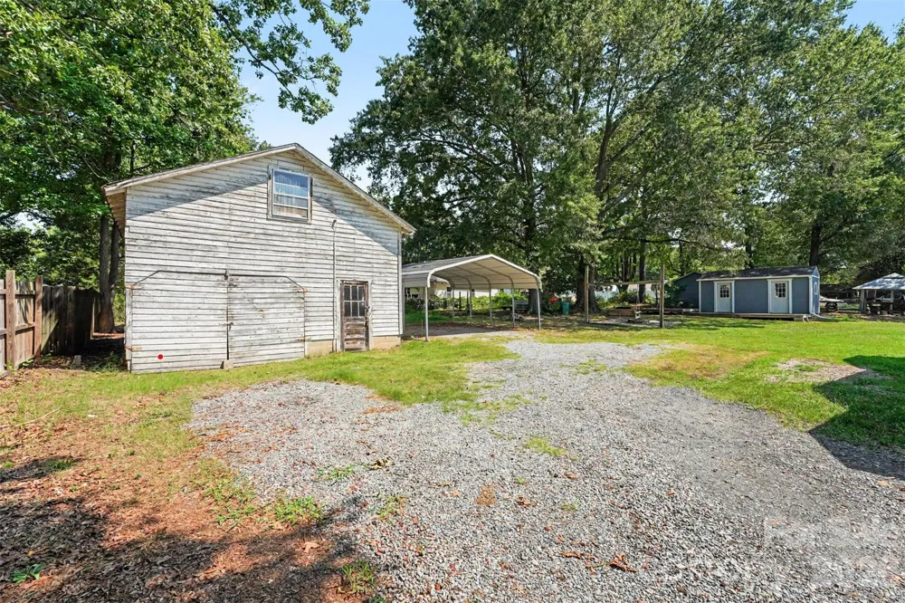 1911 Central Drive Kannapolis, NC 28083