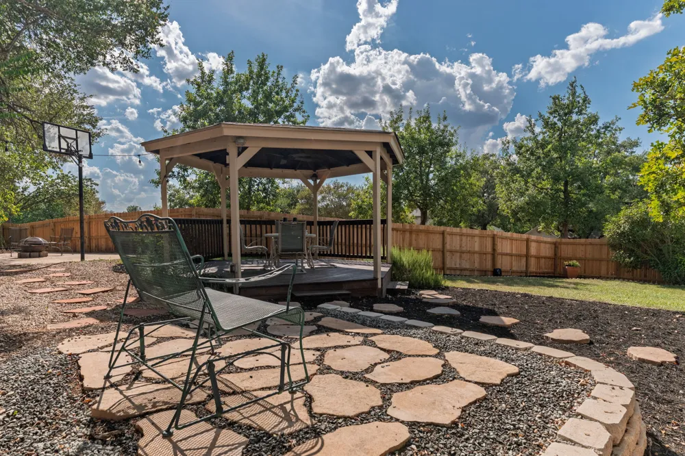 1433 Elm Brook Drive Austin, TX 78758