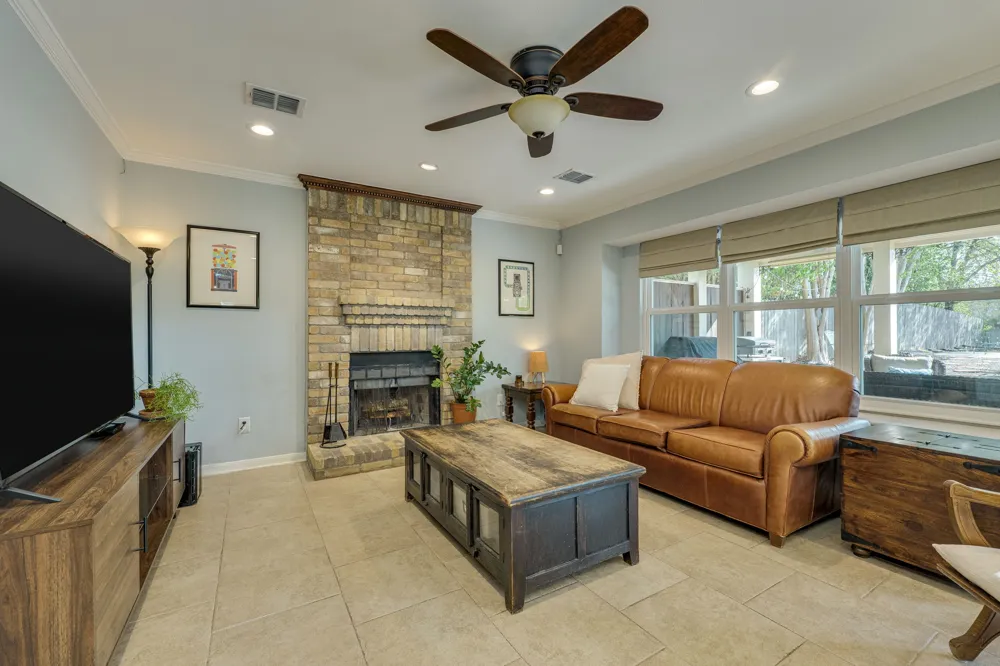 1433 Elm Brook Drive Austin, TX 78758