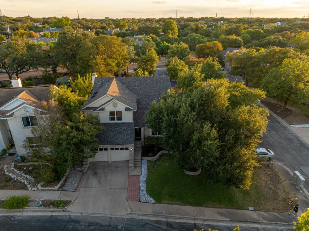 1433 Elm Brook Drive Austin, TX 78758