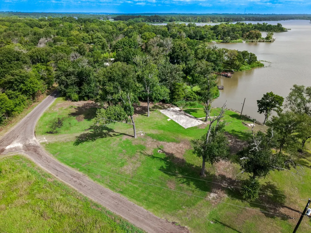 105 Lcr Burr Oak Mexia, TX 76667