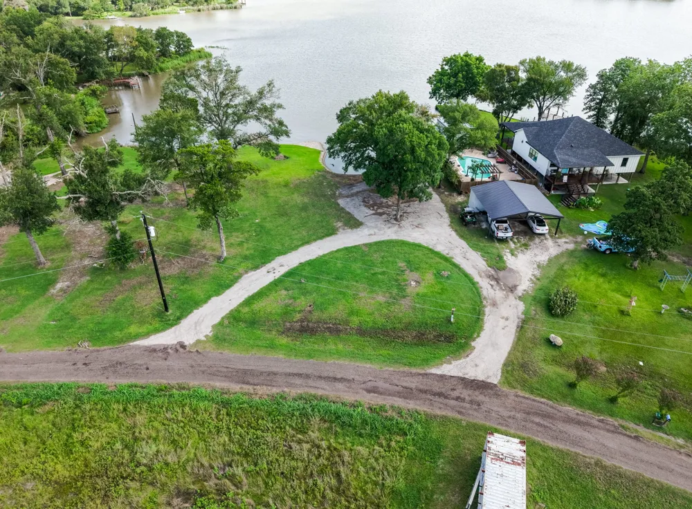 105 Lcr Burr Oak Mexia, TX 76667