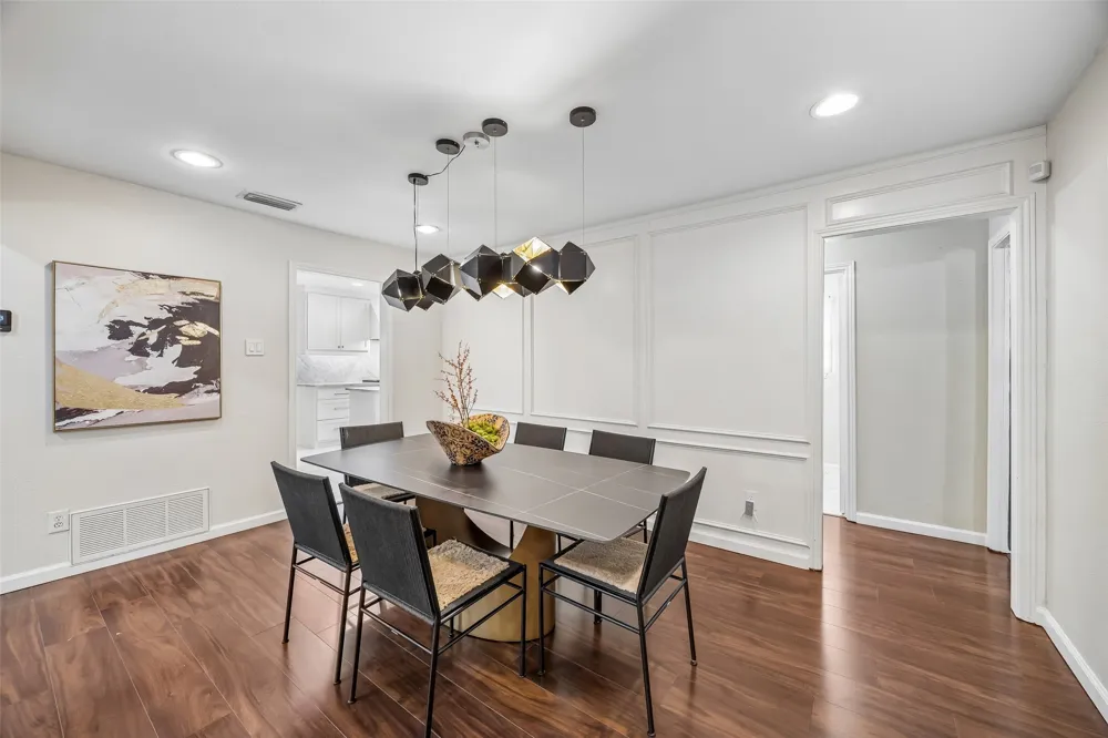 2904 Robin Road Plano, TX 75075