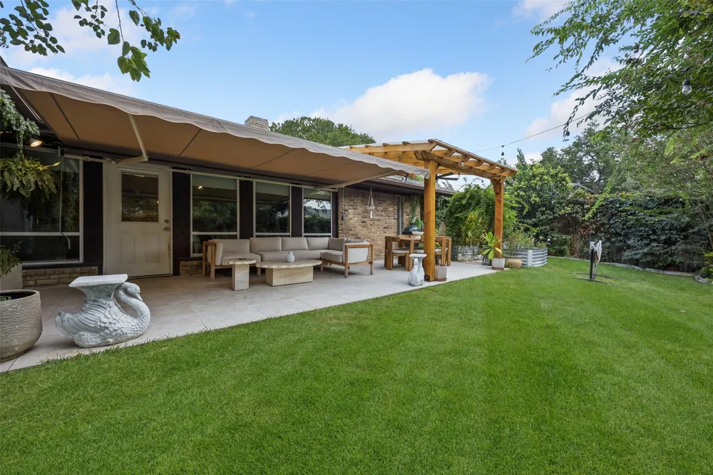 2904 Robin Road Plano, TX 75075
