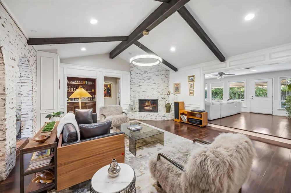 2904 Robin Road Plano, TX 75075
