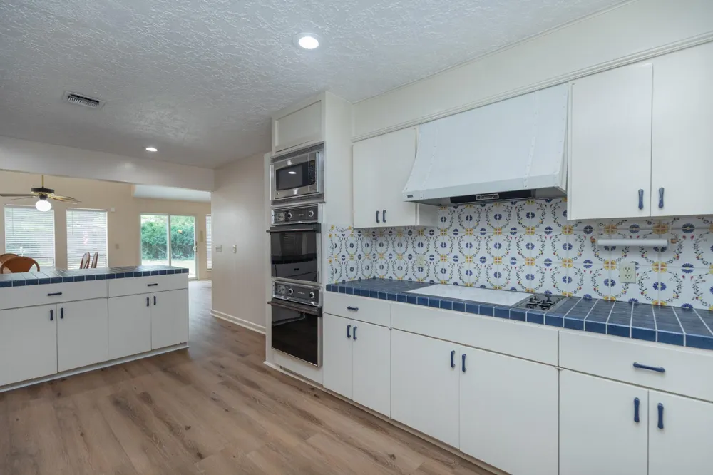 921 Victoria Drive Richmond, TX 77469